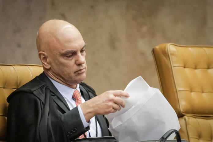 moraes-decide-arquivar-apuracao-sobre-do-val,-allan-dos-santos-e-eustaquio