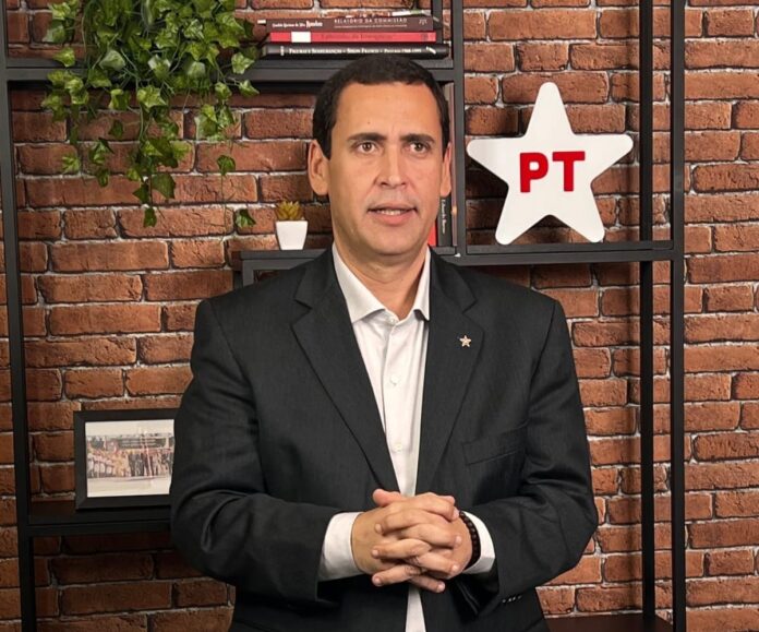 pt-critica-alianca-entre-flavio,-ciro-nogueira,-rueda-e-acm-neto