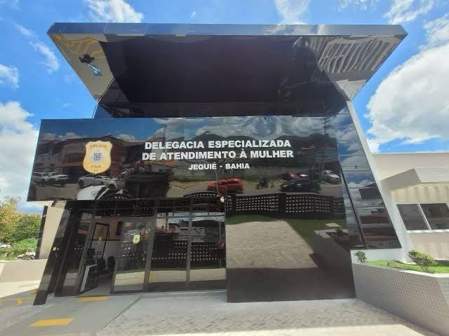 policia-apreende-irmaos-de-13-e-15-anos-por-estupro-de-vulneravel-em-jequie