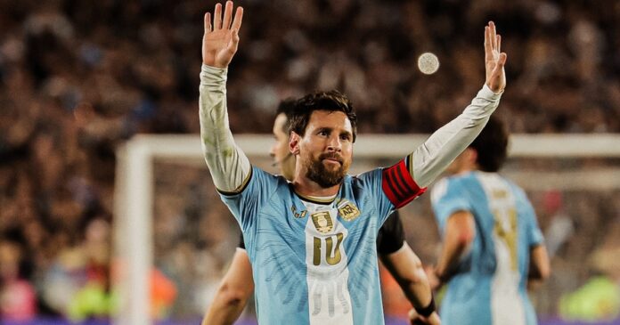 messi-se-despede-da-argentina-em-noite-de-gols,-assistencias-e-lagrimas