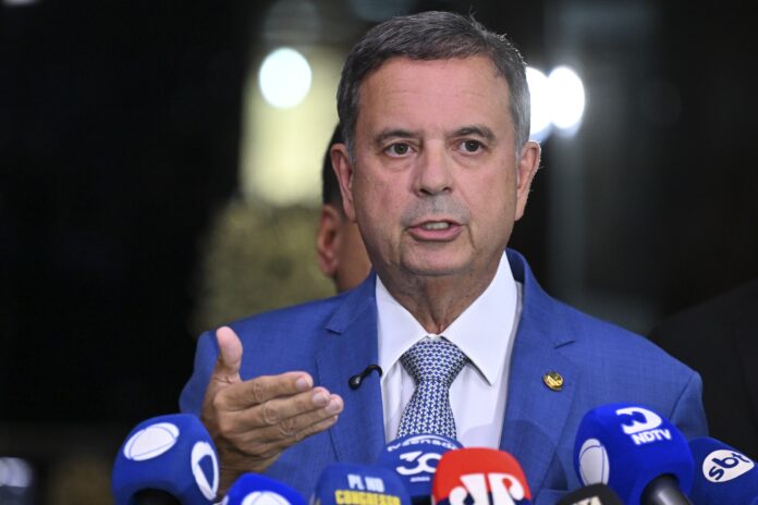 rogerio-marinho,-coordenador-da-campanha-de-flavio,-tem-alta-hospitalar