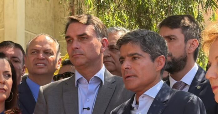 video:-acm-neto-declara-apoio-a-flavio-bolsonaro-e-anuncia-mobilizacao-na-bahia
