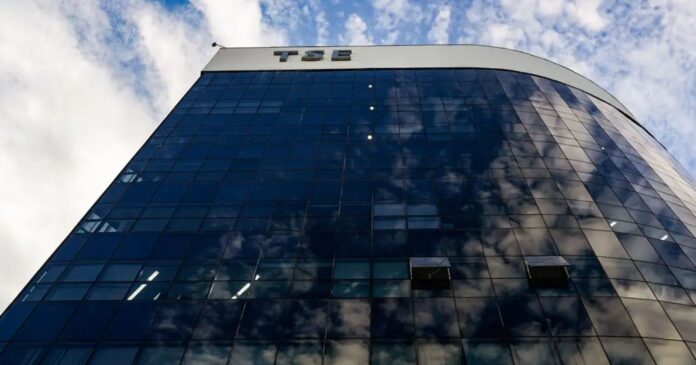 tse-pode-confirmar-vitoria-de-ruas-no-rio-apos-desistencia-de-garotinho