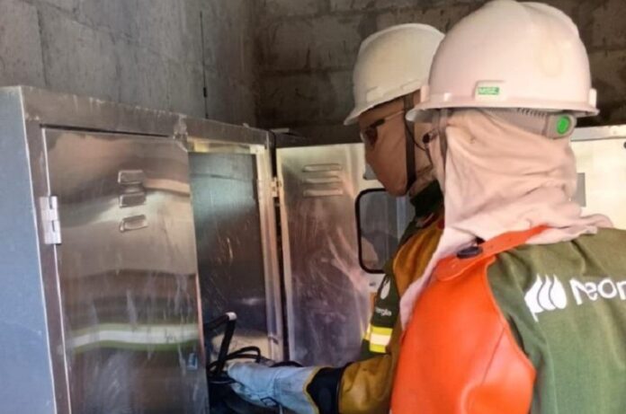 neoenergia-coelba-atua-contra-furto-de-energia-em-teixeira-de-freitas-com-mais-de-300-operacoes-e-restabelece-fornecimento-a-129-mil-pessoas-por-30-dias