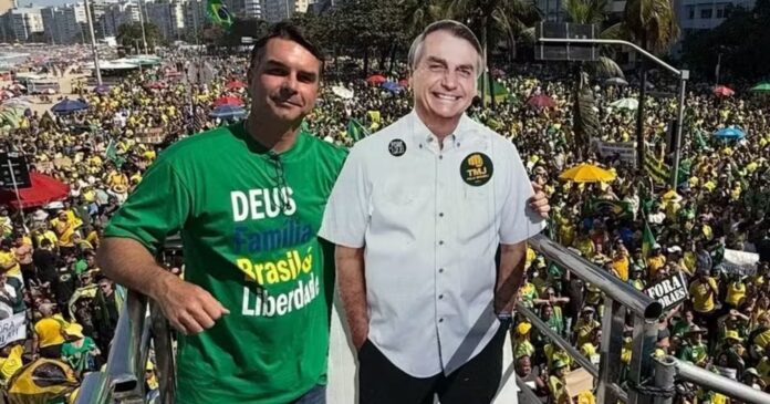 flavio-afirma-que-jair-subira-a-rampa-do-planalto-e-entregara-faixa