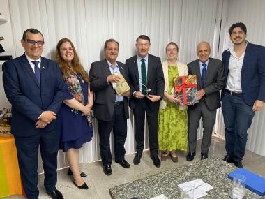 bahia-e-irlanda-discutem-cooperacao-em-comercio-e-turismo