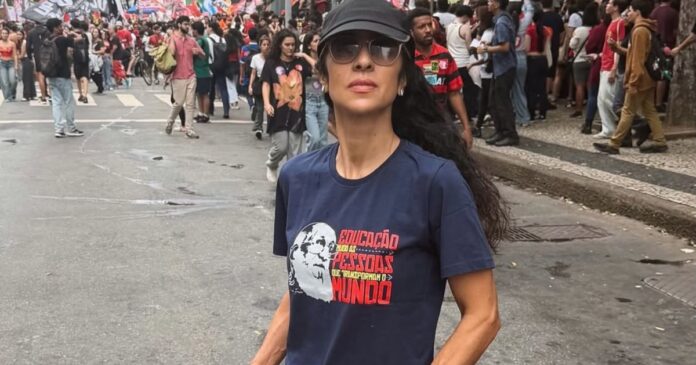 marisa-monte-marca-presenca-em-mobilizacao-pro-lula-no-rio-de-janeiro