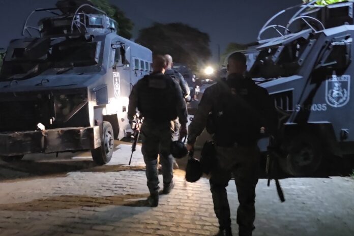 operacao-contencao-gera-denuncia-contra-pm-por-furto-de-picole-da-geladeira
