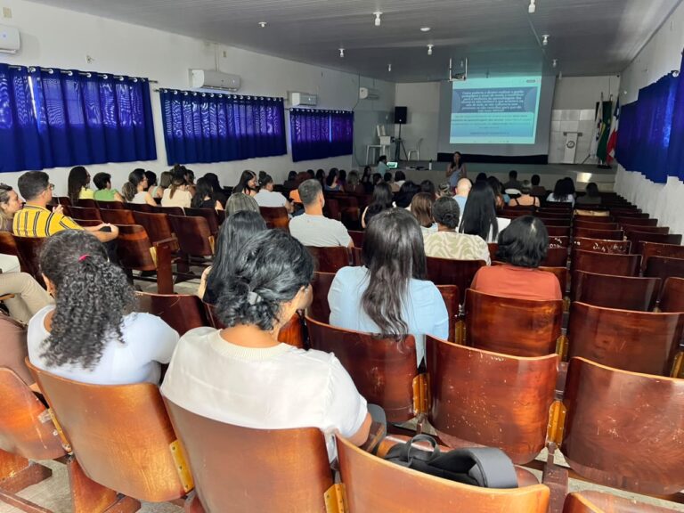 formacao-continuada-alinha-gestao-e-aprendizagem-na-rede-municipal-de-teixeira-de-freitas