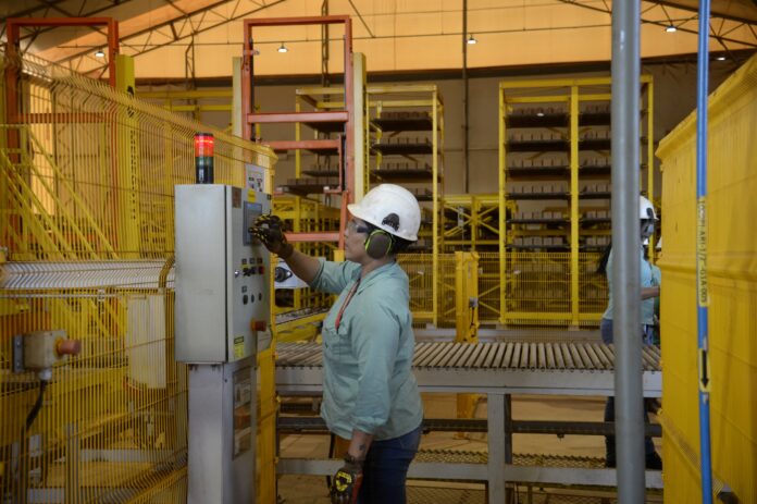 setor-industrial-aponta-juros-altos-como-principal-entrave-ao-credito