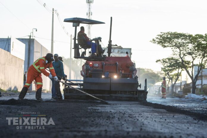 teixeira-de-freitas-recebe-projeto-de-pavimentacao-na-avenida-profeta-issa,-monte-castelo,-com-mais-de-13-mil-m²