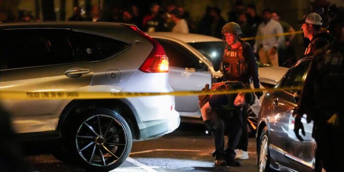 homem-e-baleado-dentro-de-um-carro-por-agentes-do-ice-em-nova-york