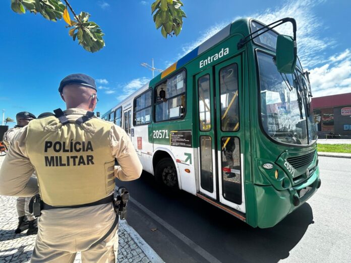 bahia-registra-queda-de-68,2%-nos-roubos-a-onibus-entre-janeiro-e-setembro-de-2026,-aponta-ssp