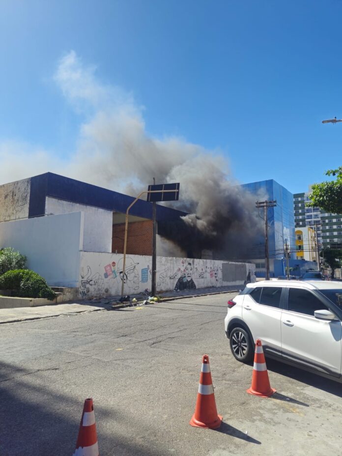 salvador:-incendio-em-subestacao-tem-falha-de-equipamento-como-causa,-aponta-coelba