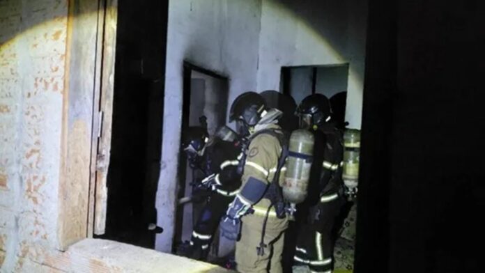 suspeita-de-atear-fogo-em-casa-propria-foge-apos-briga-em-guanambi