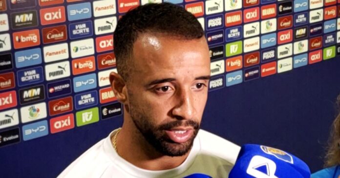 caio-alexandre-volta-ao-time-titular-e-aponta-disputa;-bahia-vence