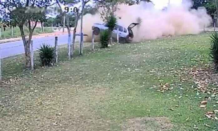 agricultor-de-67-anos-morre-apos-carro-perder-o-controle-em-itabela