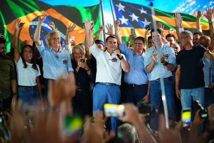 camara-concede-titulo-de-cidadao-soteropolitano-a-flavio-bolsonaro;-cerimonia-de-entrega-acontece-neste-sabado