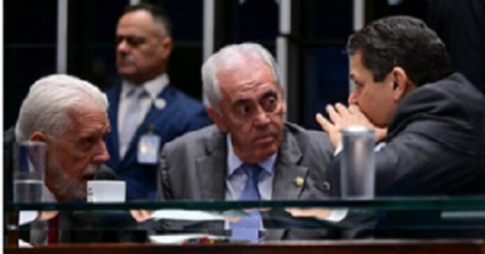 alcolumbre-afirma-apoio-para-votacao-da-pec-6×1-nesta-quarta