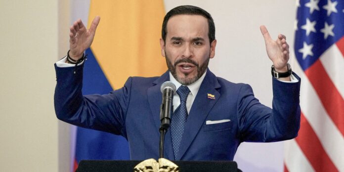 governo-colombiano-assina-decreto-que-criminaliza-protestos-sociais
