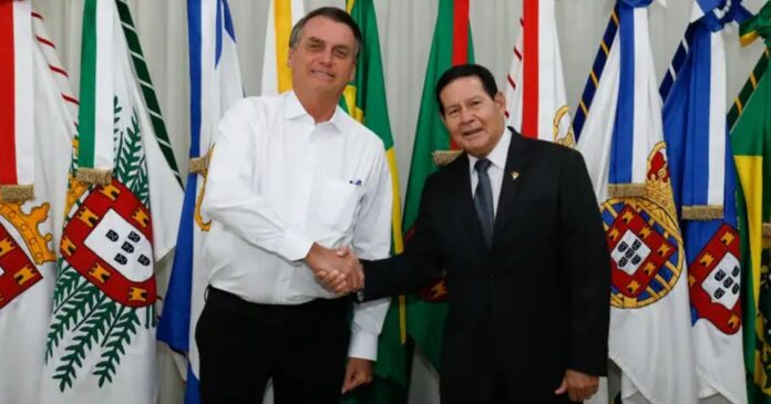 vice-de-bolsonaro-e-o-unico-senador-a-votar-contra-pec-que-encerra-a-escala-6×1