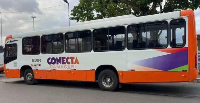 rodoviarios-de-camacari-ameacam-greve-por-tensao-com-passageiros-na-orla
