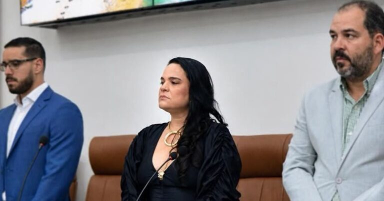 vereadora-aponta-avancos-na-saude-de-feira-apos-mudanca-na-gestao-da-entidade-responsavel