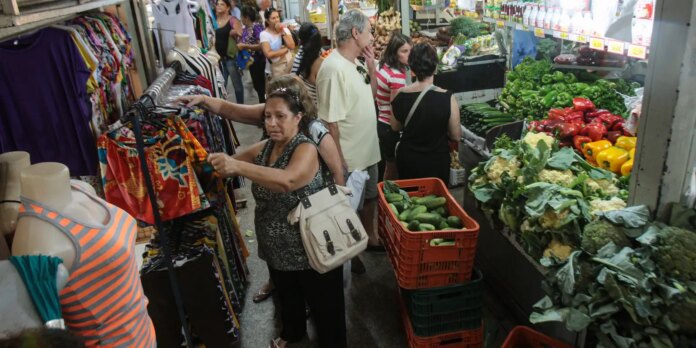 cortes-em-auxilios-sociais-podem-frear-economia-de-cidades-do-interior