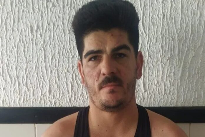 homem-e-morto-com-facadas-na-casa-dele,-no-bairro-vila-nova,-em-guanambi