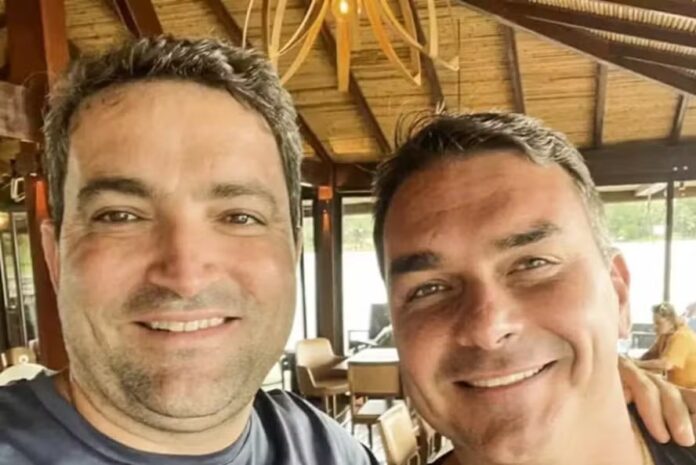 pf-solicita-ao-stf-a-instauracao-de-inquerito-contra-flavio-bolsonaro-por-suspeita-de-lavagem-de-dinheiro