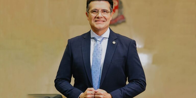 marcelo-aguiar,-deputado-estadual,-e-detido-apos-disparo-em-bar