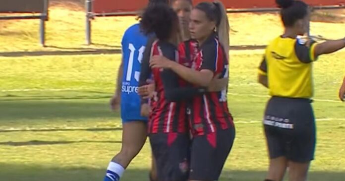 vitoria-vence-galicia-e-assume-vantagem-na-semifinal-do-baiano-feminino