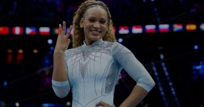 rebeca-andrade-vence-no-salto;-tricampea-mundial-e-soma-10a-medalha-mundial
