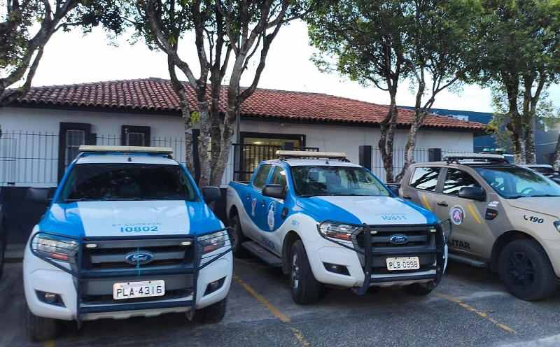 Suspeito é preso pela PM após esfaquear homem no Aparaju, Alcobaça
