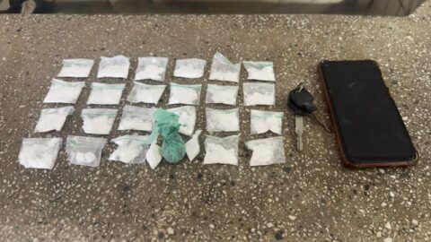 PM prende indivíduo suspeito de tráfico de drogas em Teixeira de Freitas