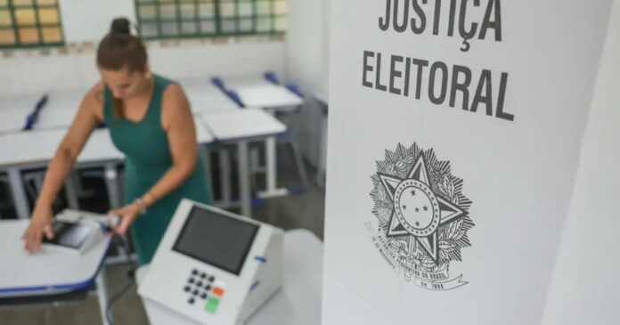 stf-determina-funcionamento-das-secoes-eleitorais-ate-as-19h;-tse-orienta-tres