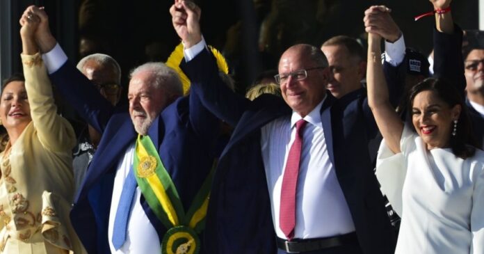 lula-vence-eleicao-e-assume-quarto-mandato-como-presidente-do-brasil