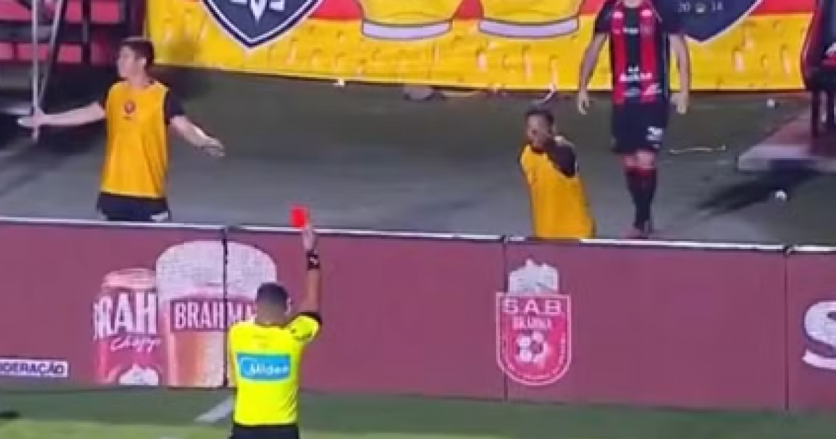 Marinho é punido pela expulsão contra o Athletico e pode enfrentar o Fluminense