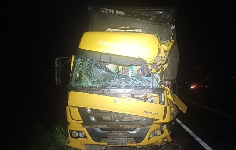 Acidente na BR-101 deixa vítima grave; encaminhada ao HECB em Teixeira de Freitas