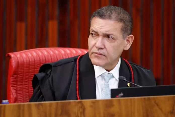 kassio-nunes-marques-afirma-que-eleicao-ocorreu-com-normalidade-e-que-questionamentos-serao-analisados-pelo-tse