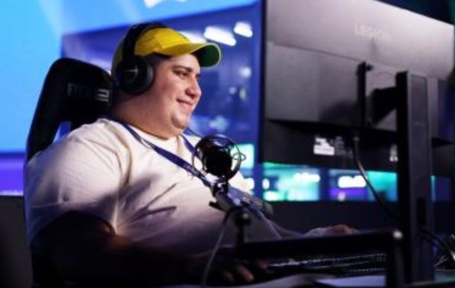 Falece Dedeco, youtuber de futebol virtual com mais de 1 milhão de inscritos, aos 33 anos