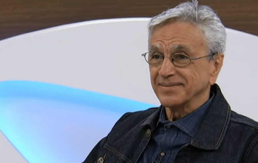 Caetano Veloso vence Facebook em ação contra empresa e influenciadora bolsonarista