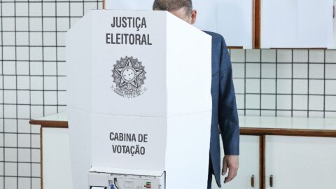 Participação cai 16% após as 17h no 2º turno de 2026 ante 2022
