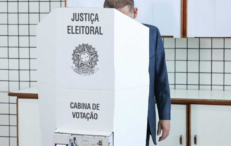 Participação cai 16% após as 17h no 2º turno de 2026 ante 2022