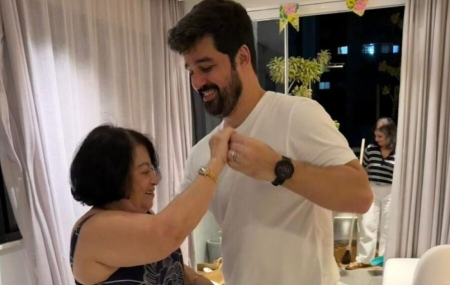 Secretário de Mobilidade denuncia mensagem que desejou a morte de sua mãe após atraso de ônibus na eleição em Salvador