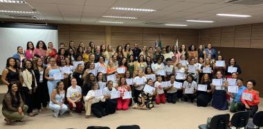 Secretarias da Saúde, Políticas Públicas para Mulheres, Justiça e Direitos Humanos celebram a formatura da 1ª turma do curso Formação de Cuidador da Pessoa Idosa