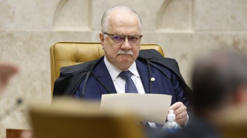 Mendonça volta a ter relatoria do INSS; Fachin mantém caso Master