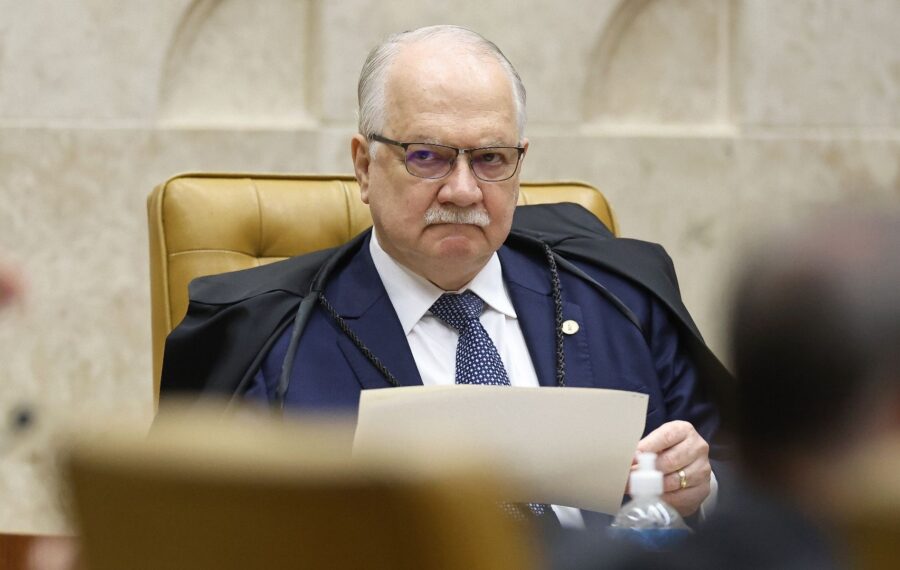 Mendonça volta a ter relatoria do INSS; Fachin mantém caso Master