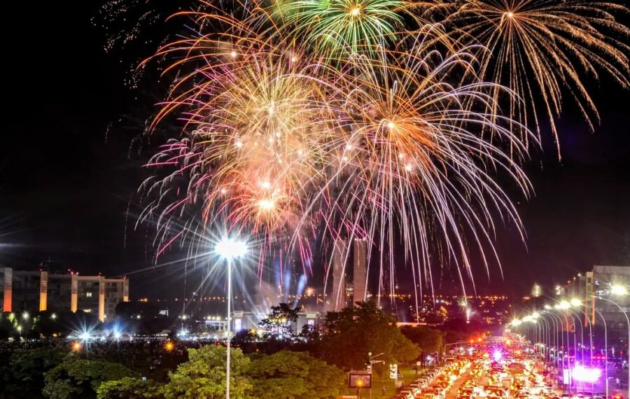 Justiça fixa indenização de R$ 1 milhão a empresas de fogos de artifício em Santo Antônio de Jesus por danos morais.