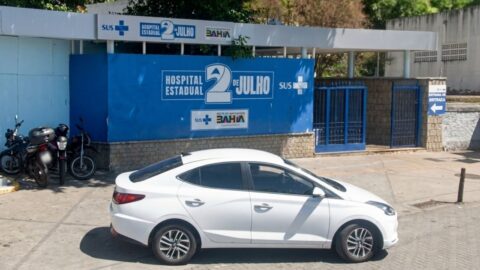 Aproximadamente 70 médicos do Hospital 2 de Julho seguem sem remuneração desde julho